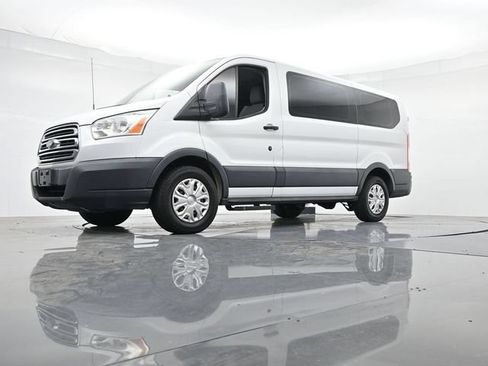 Used 2015 Ford Transit 150 XLT RWD image 40