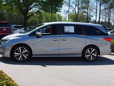 Used 2023 Honda Odyssey Touring image 5