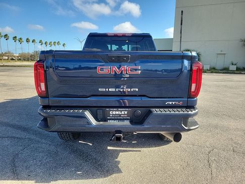 Used 2022 GMC Sierra 2500 AT4 w/ AT4 Preferred Package image 7