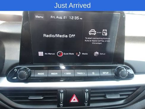 Used 2023 Kia Forte LXS FWD image 17