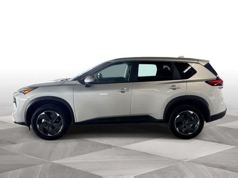 Used 2025 Nissan Rogue SV AWD/4WD image 5