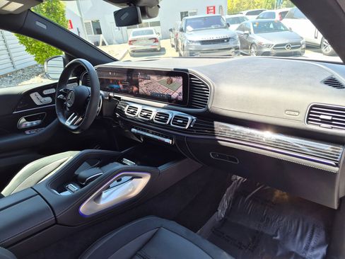 Used 2024 Mercedes-Benz GLE 53 AMG 4MATIC Coupe image 31