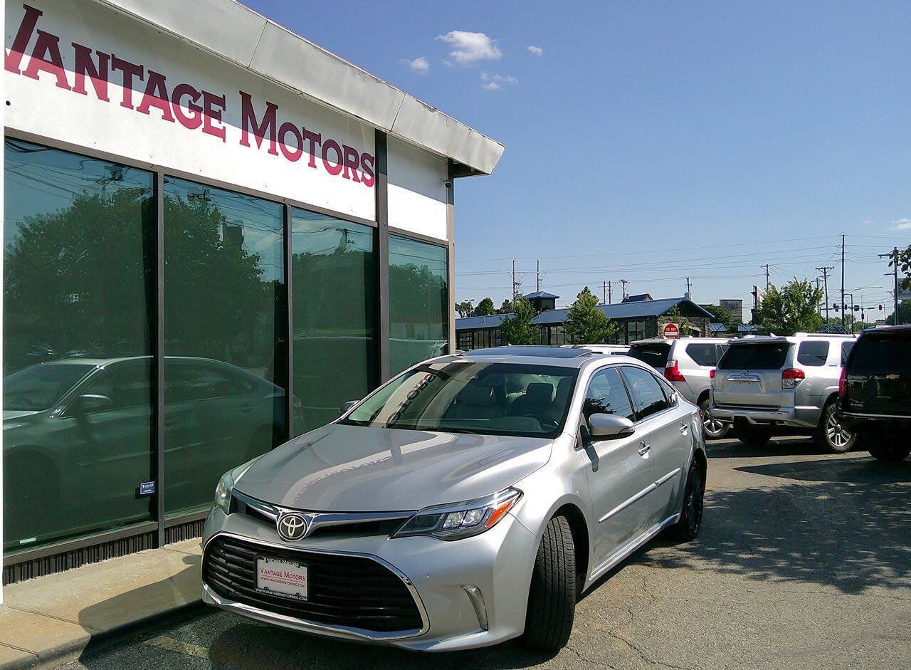 Used 2018 Toyota Avalon Touring w/ Protection Package FWD image 1