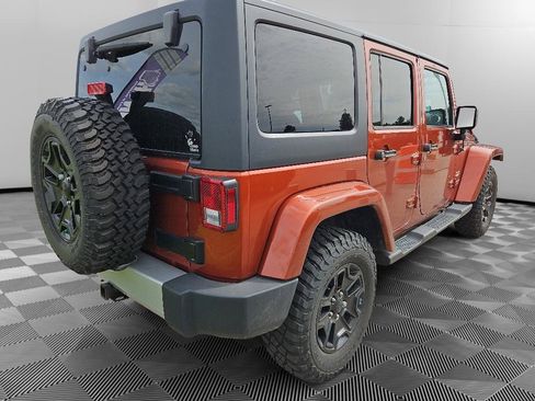 Used 2014 Jeep Wrangler Unlimited Sahara w/ Trailer Tow Group AWD/4WD image 5