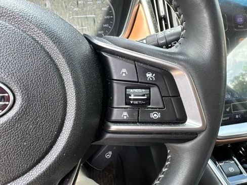 Used 2020 Subaru Outback Touring AWD/4WD image 8