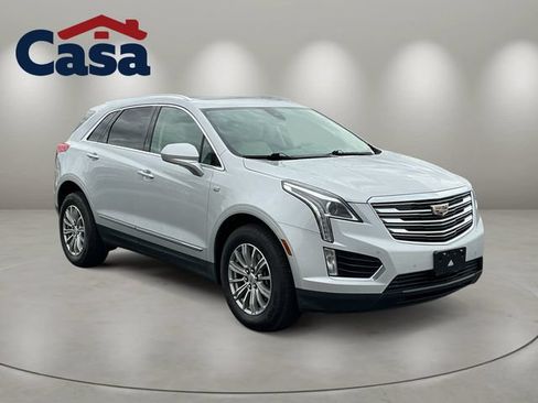 Used 2017 Cadillac XT5 Luxury w/ Driver Awareness Package FWD image 7
