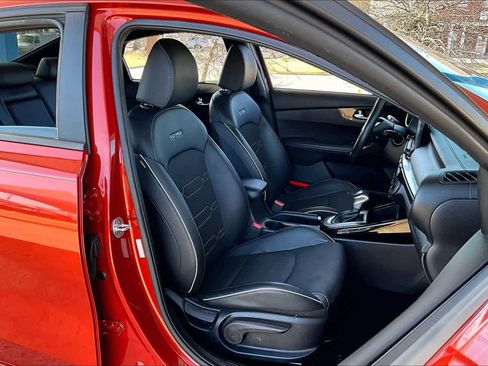 Used 2021 Kia Forte GT-Line image 8