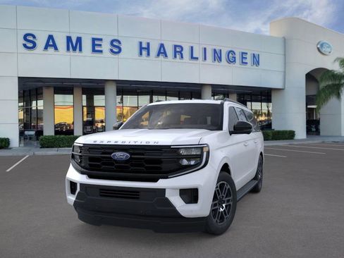 New 2026 Ford Expedition Max Active image 2