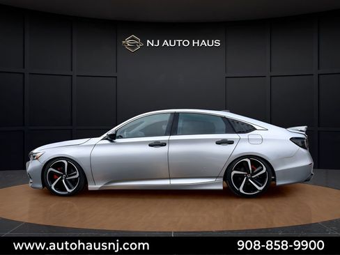 Used 2019 Honda Accord Sport image 5
