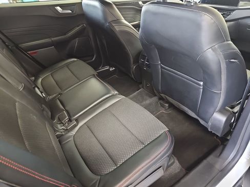 Used 2023 Ford Escape ST-Line w/ Tech Pack #1 FWD image 11