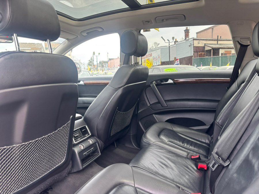 Used 2015 Audi Q7 3.0T Premium w/ Technology Package AWD/4WD image 41