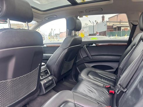 Used 2015 Audi Q7 3.0T Premium w/ Technology Package AWD/4WD image 41