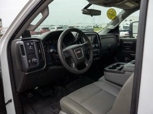 Used 2015 GMC Sierra 3500 2WD Regular Cab image 14