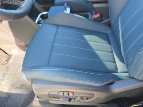 Certified 2025 MINI Cooper Countryman S w/ Comfort Package Max image 17