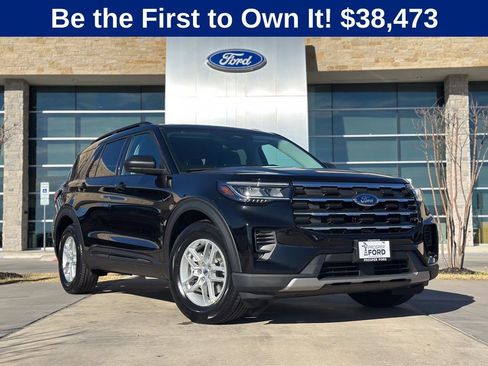 New 2026 Ford Explorer Active image 24