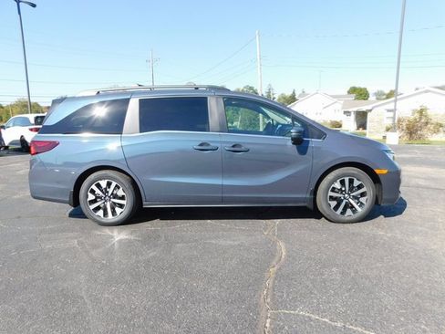 New 2026 Honda Odyssey EX-L image 2