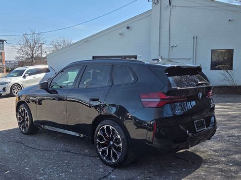 Used 2025 BMW X3 xDrive30i image 4