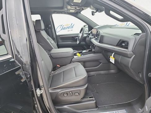 New 2026 Chevrolet Tahoe Premier image 13