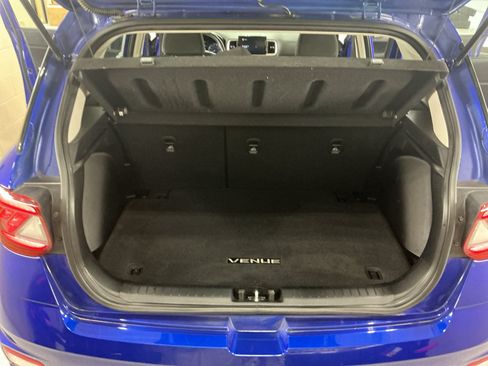 Used 2021 Hyundai Venue SEL w/ Premium Package FWD image 13