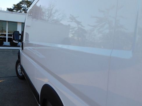 Used 2024 RAM ProMaster 3500 w/ Convenience Group image 8