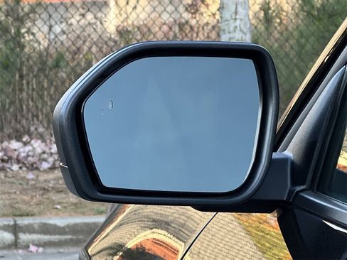 New 2025 Ford Explorer Active w/ Active Comfort Package image 27