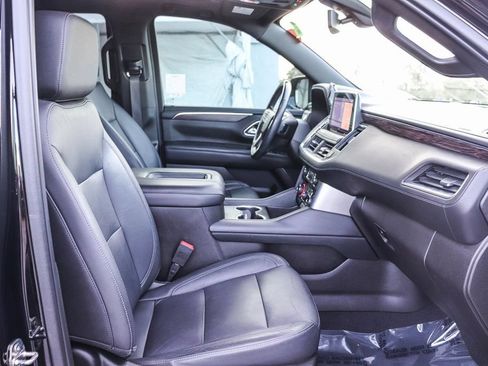 Used 2021 Chevrolet Tahoe Z71 w/ Z71 Signature Package AWD/4WD image 20