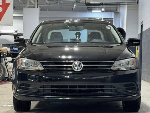 Used 2015 Volkswagen Jetta SE image 18