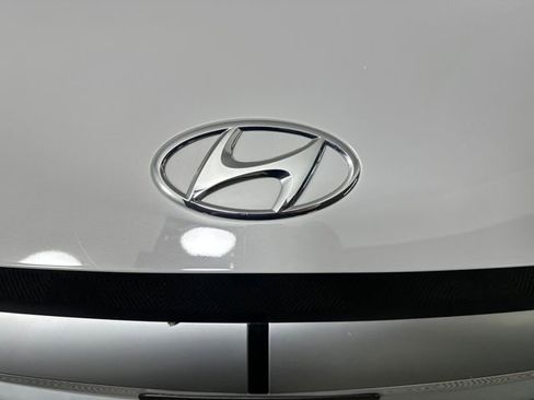Used 2024 Hyundai Ioniq 5 SEL image 9