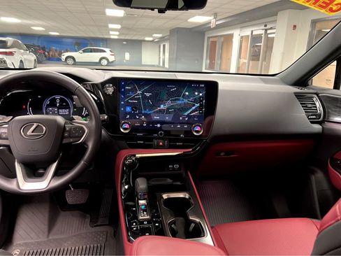 Certified 2026 Lexus NX 350h AWD w/ Accessory Package (2T) image 35