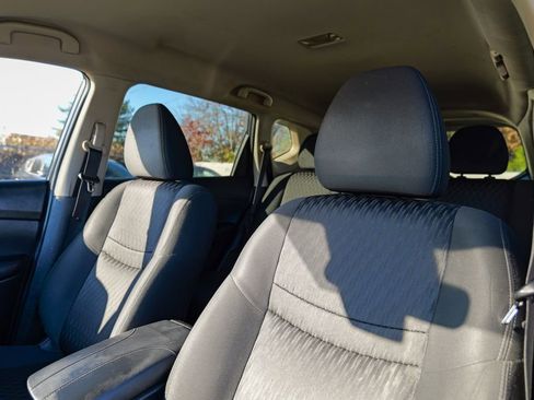 Used 2020 Nissan Rogue SV image 21