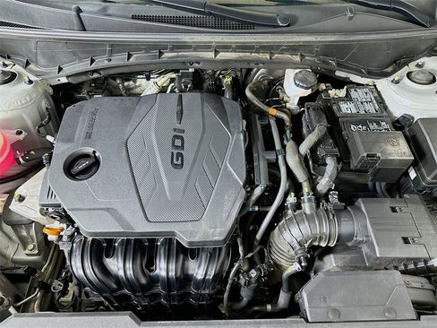 Used 2024 Hyundai Tucson Limited image 9