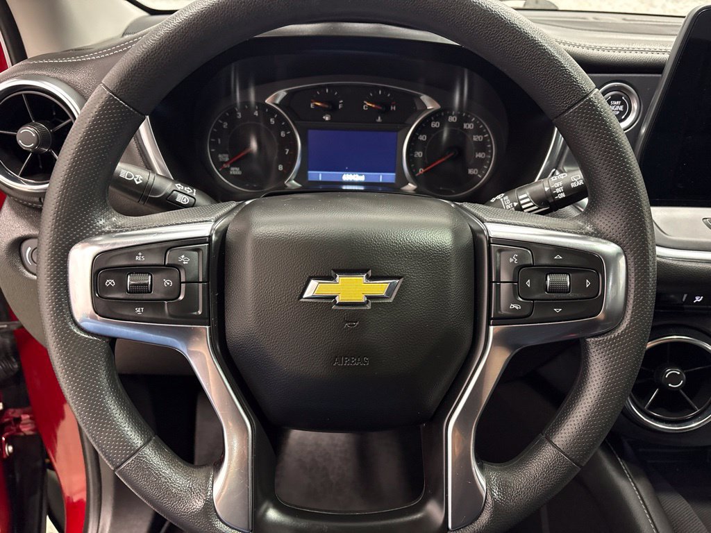 Used 2025 Chevrolet Blazer LT w/ Convenience Package AWD/4WD image 22