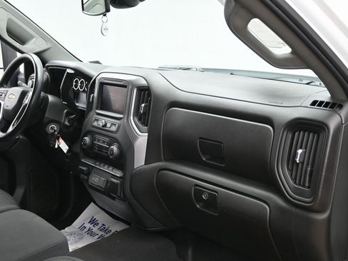 Used 2022 Chevrolet Silverado 2500 Custom w/ Custom Value Package image 30