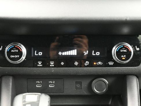 Used 2025 Mitsubishi Outlander SE AWD/4WD image 18