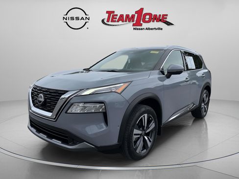 Used 2023 Nissan Rogue SL w/ SL Premium Package FWD image 4