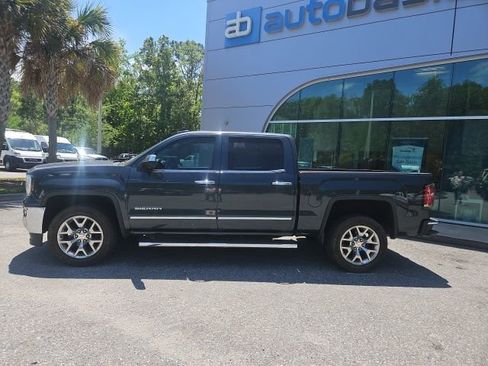 Used 2017 GMC Sierra 1500 SLT w/ SLT Premium Package image 2