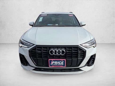 Used 2022 Audi Q3 2.0T Premium Plus image 2