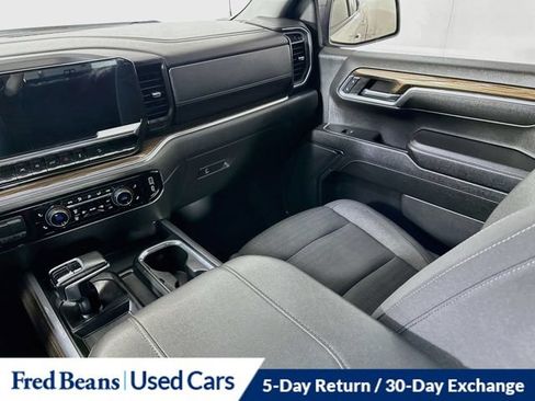 Used 2023 Chevrolet Silverado 1500 RST AWD/4WD image 30