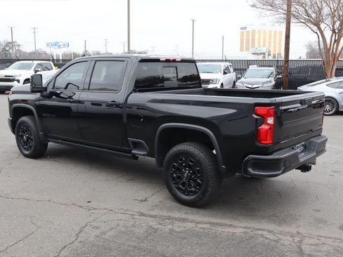 Certified 2024 Chevrolet Silverado 2500 LTZ w/ LTZ Plus Package image 8