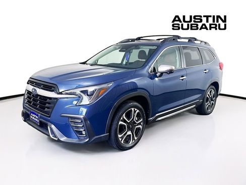 Used 2023 Subaru Ascent Touring image 3