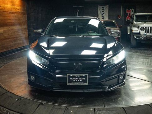 Used 2020 Honda Civic Sport image 4