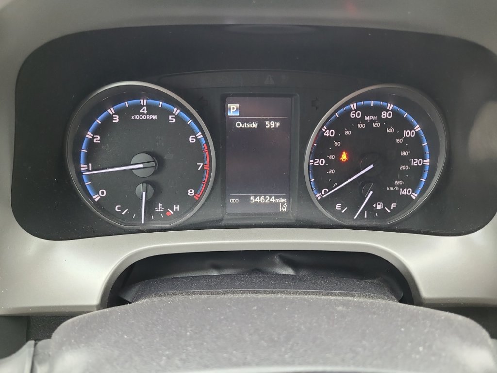 Used 2018 Toyota RAV4 LE AWD/4WD image 20