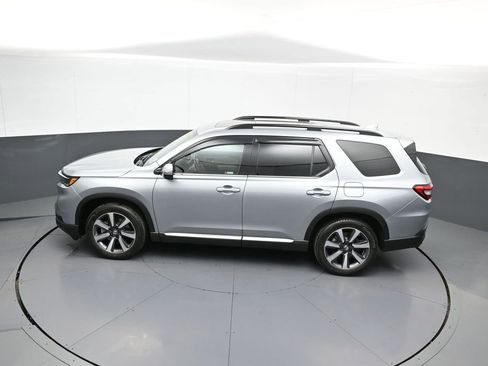 Certified 2023 Honda Pilot Touring image 43