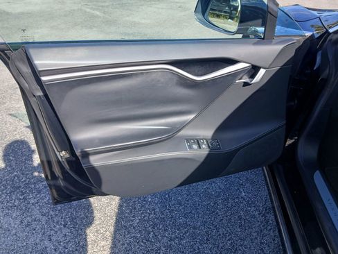 Used 2018 Tesla Model S 75D image 12
