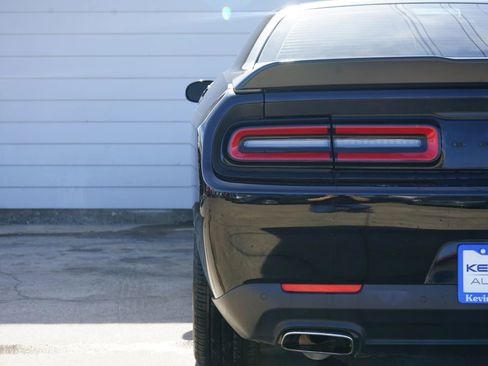 Used 2021 Dodge Challenger GT w/ Blacktop Package image 33
