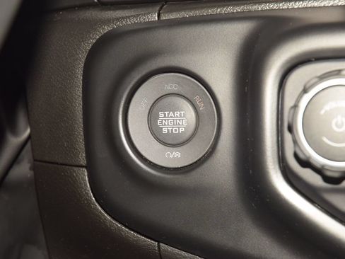 Used 2023 Jeep Wrangler Unlimited Sport AWD/4WD image 32