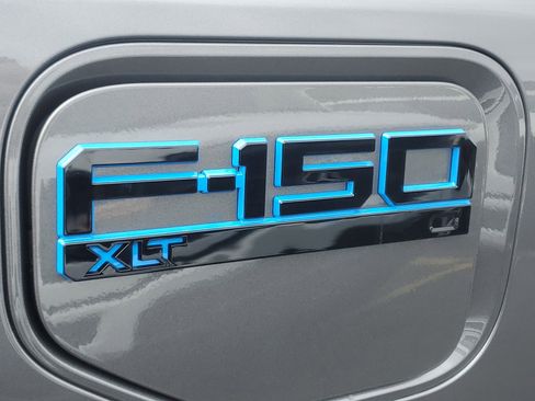 New 2025 Ford F150 Lightning XLT image 6