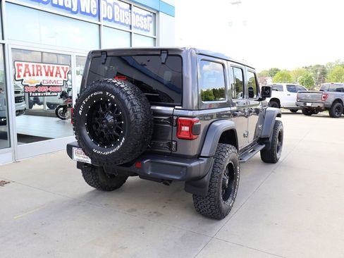 Used 2020 Jeep Wrangler Unlimited Sport AWD/4WD image 3