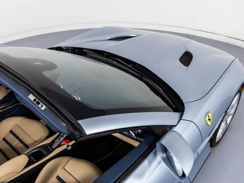 Certified 2022 Ferrari Portofino M RWD image 18