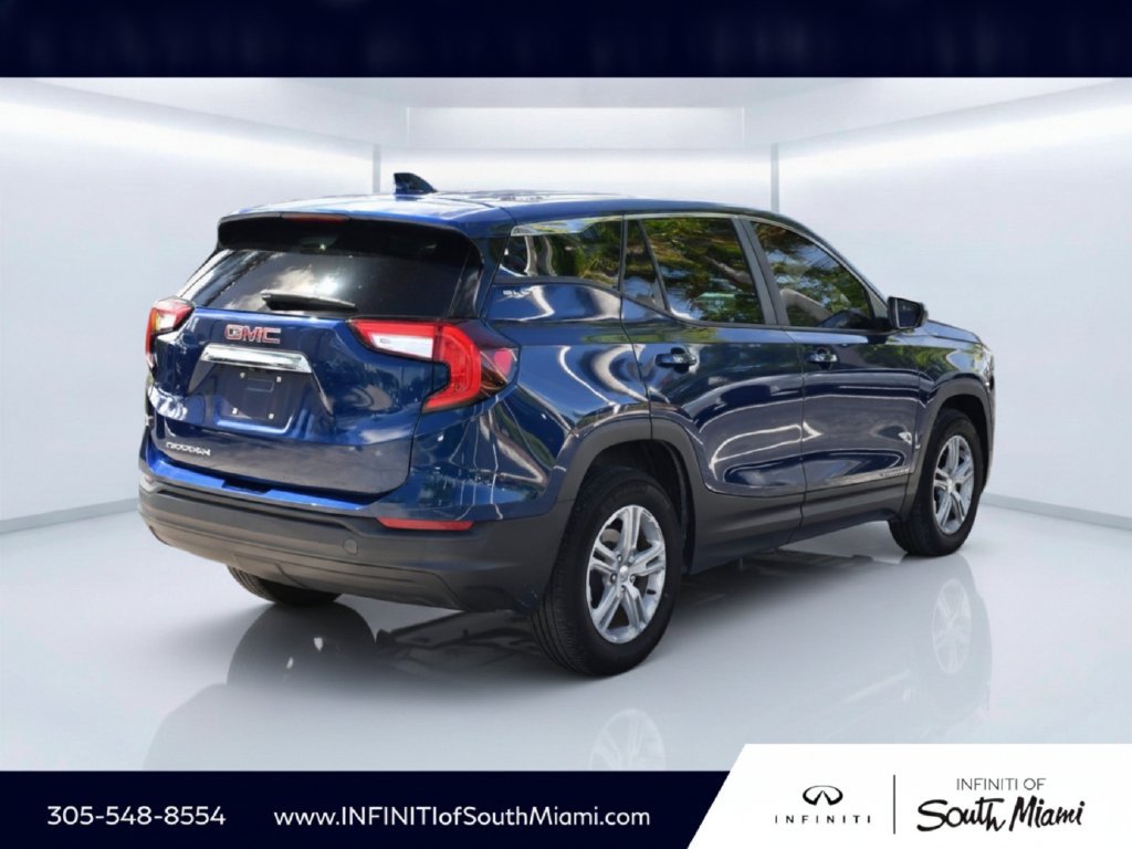 Used 2023 GMC Terrain SLE FWD image 4